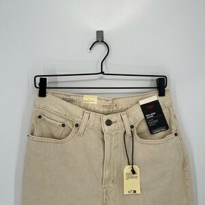 Levi’s 80s Mom Vintage Inspired Tapered Leg Jeans In Thrifted Off Neutral Stone